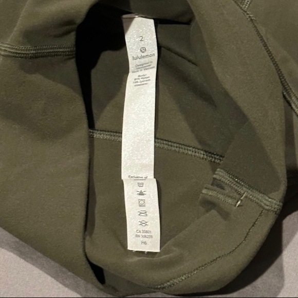 Lululemon Align Short 4" - Picture 4 of 4